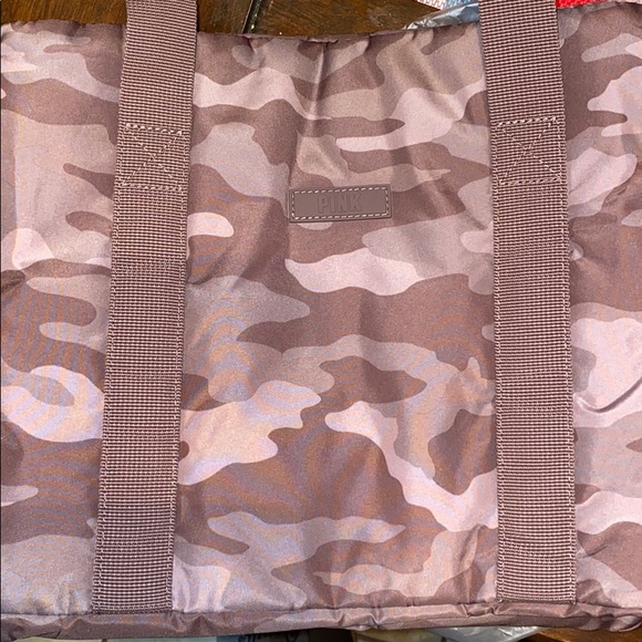 Victoria's Secret PINK Bora Brown Camo Duffle Bag - Picture 7 of 10